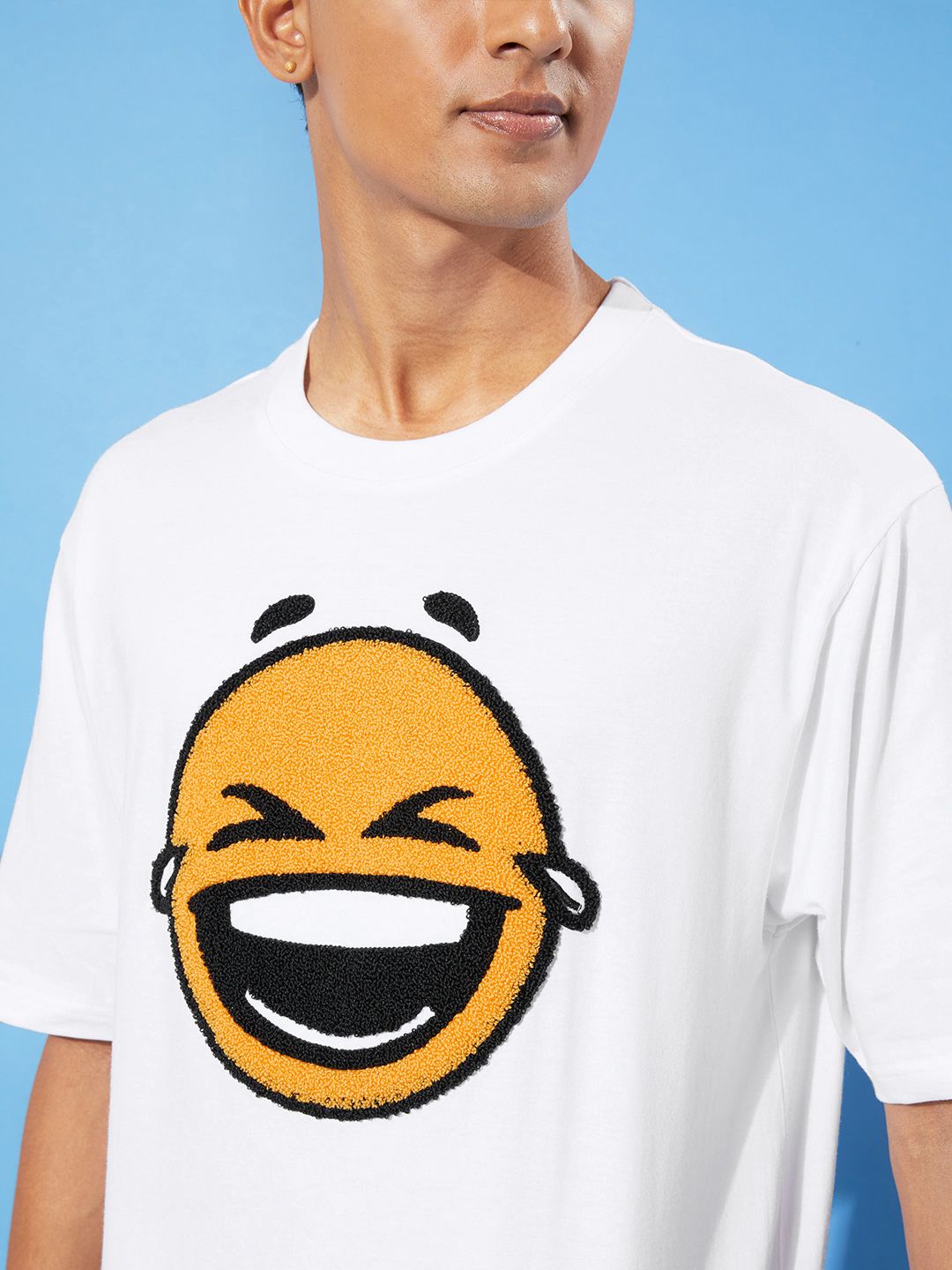 Difference of Opinion White Graphic Oversized T-Shirt
